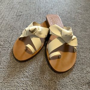 Antonio Melani sandals
